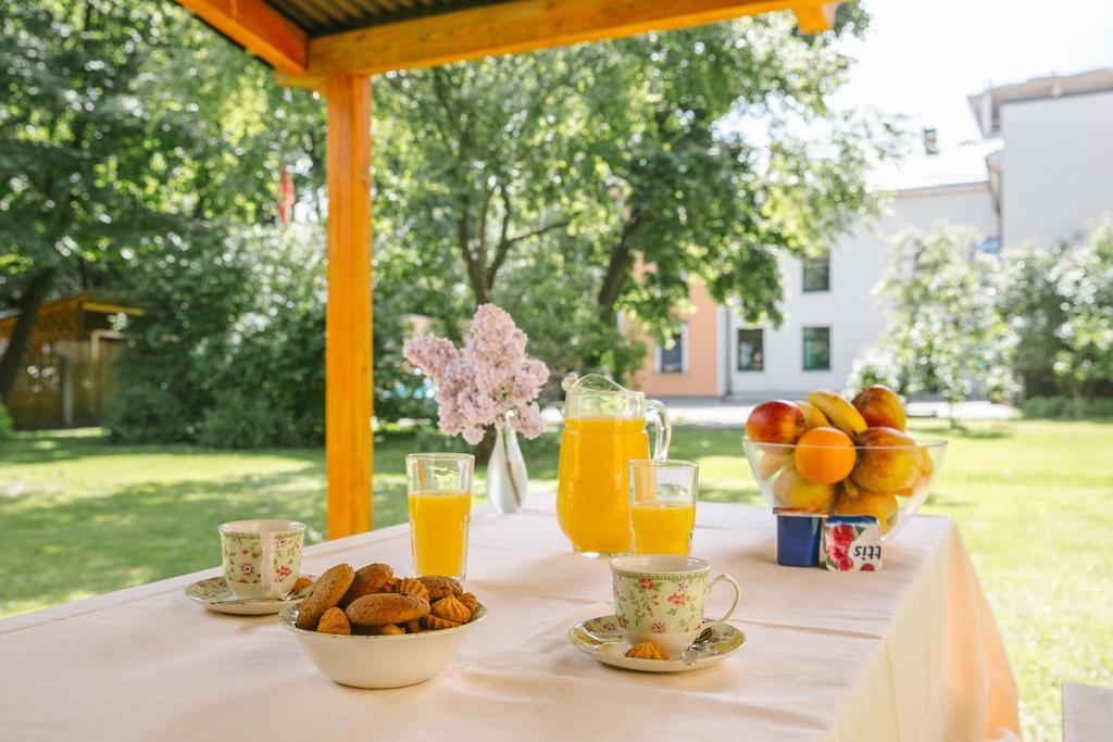 Augustine Hotel Рига Экстерьер фото